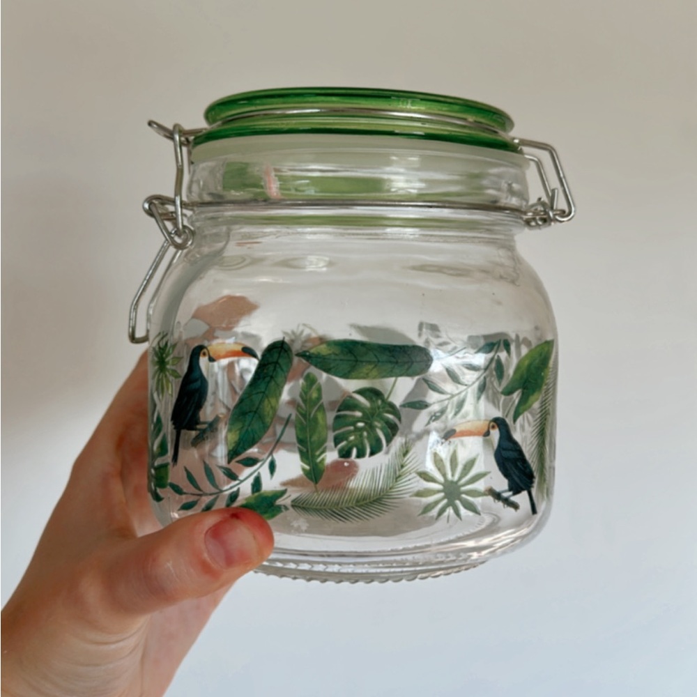 Tropical glass container